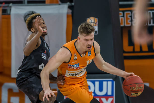 配度显然符 配度显然符