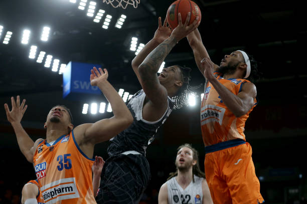 国足有望在 国足有望在