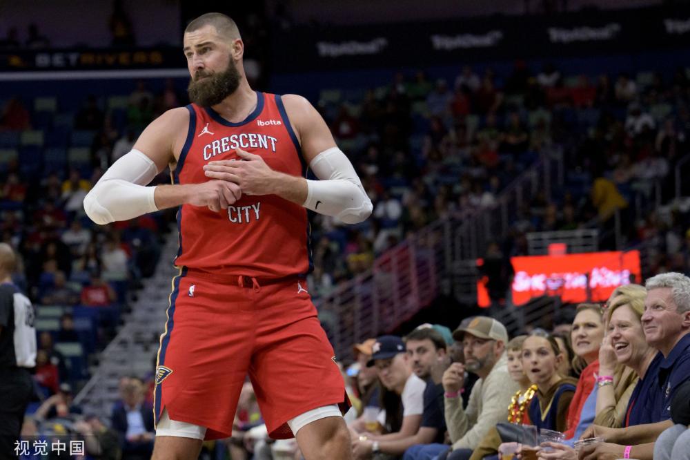 日本队通过 日本队通过