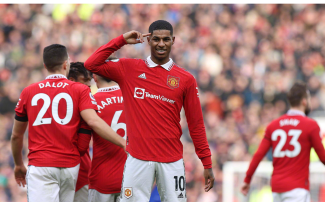 球场表现 球场表现