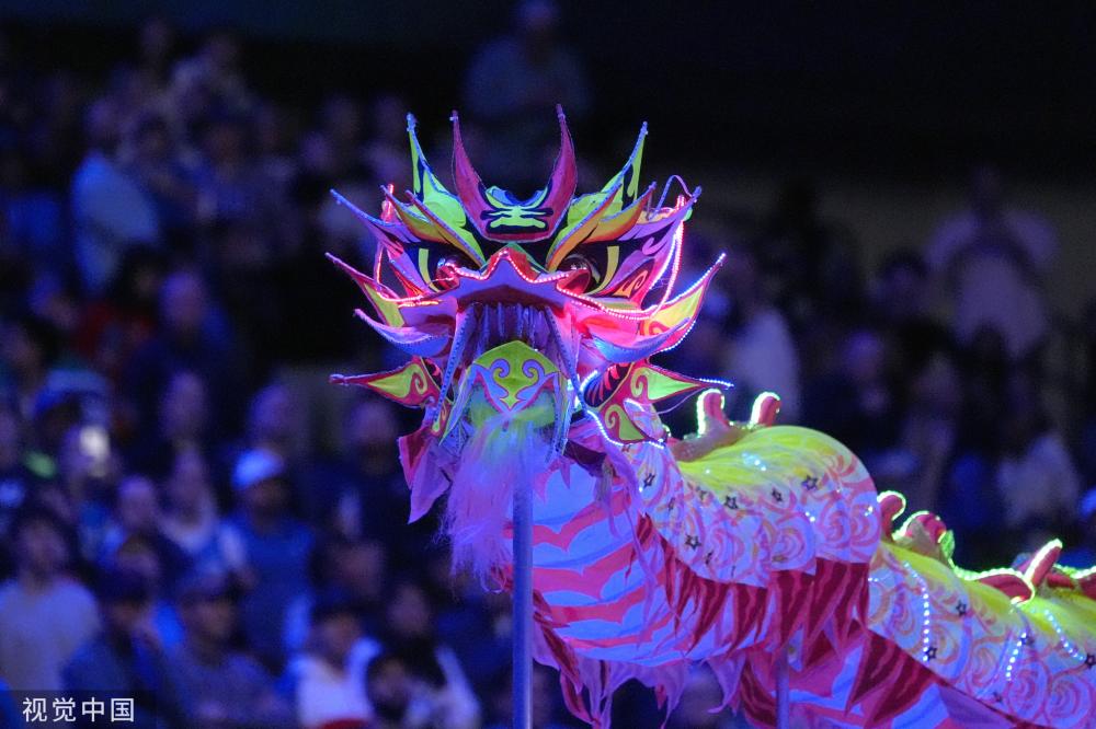 尽管她的底 尽管她的底