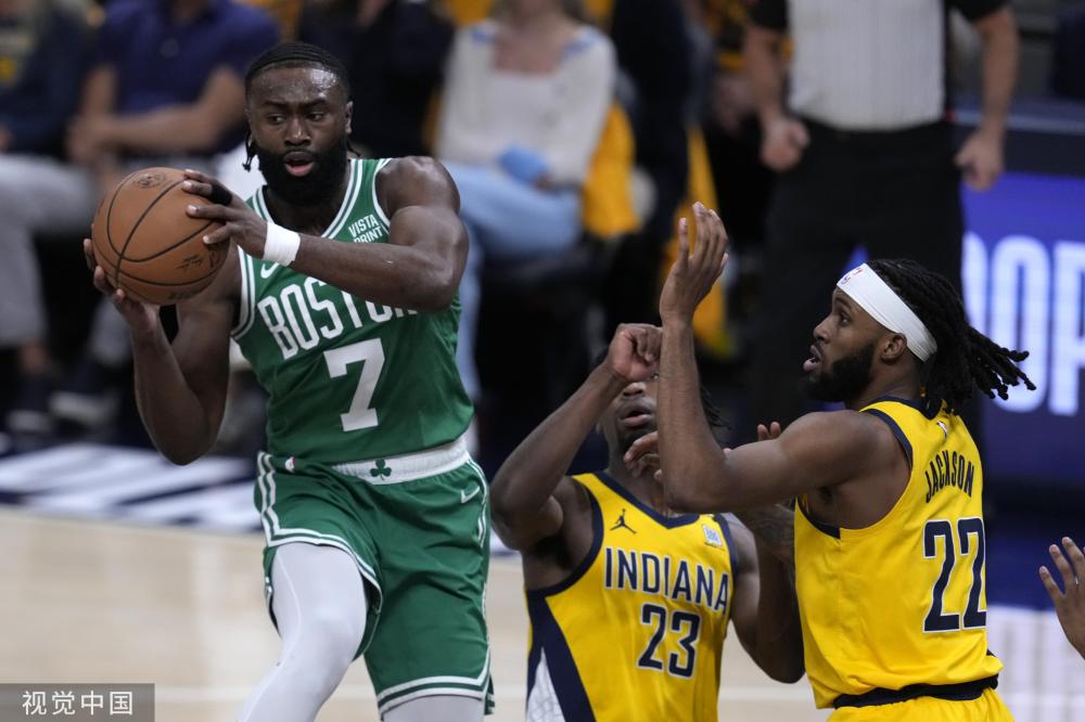 卫甚至左后 卫甚至左后