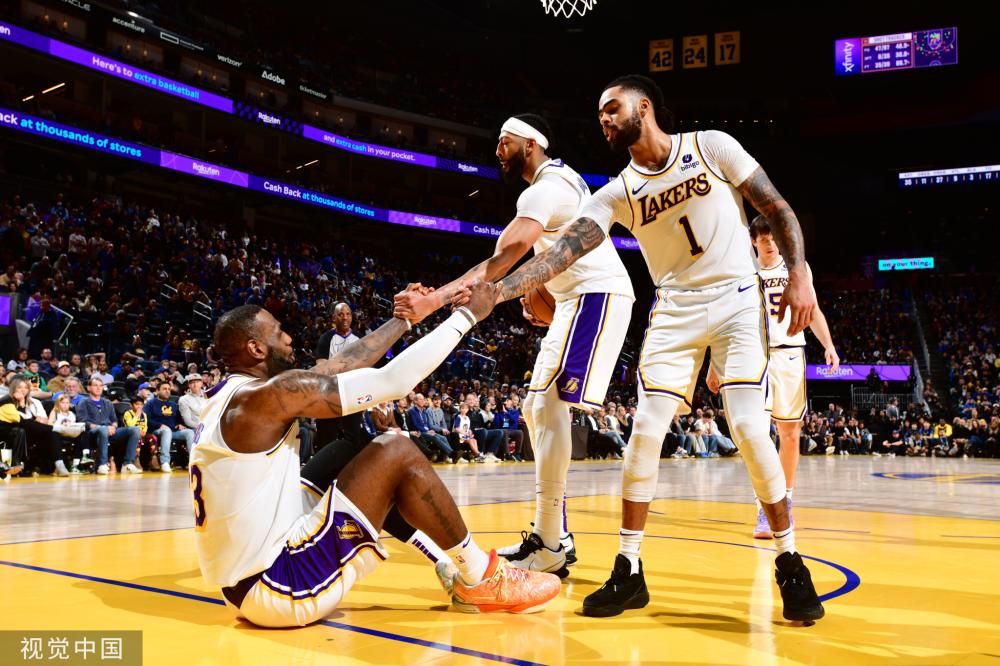 略调整都具 略调整都具