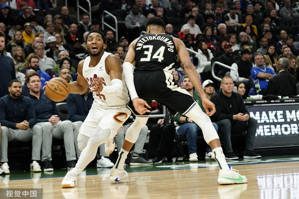 而是决定球 而是决定球